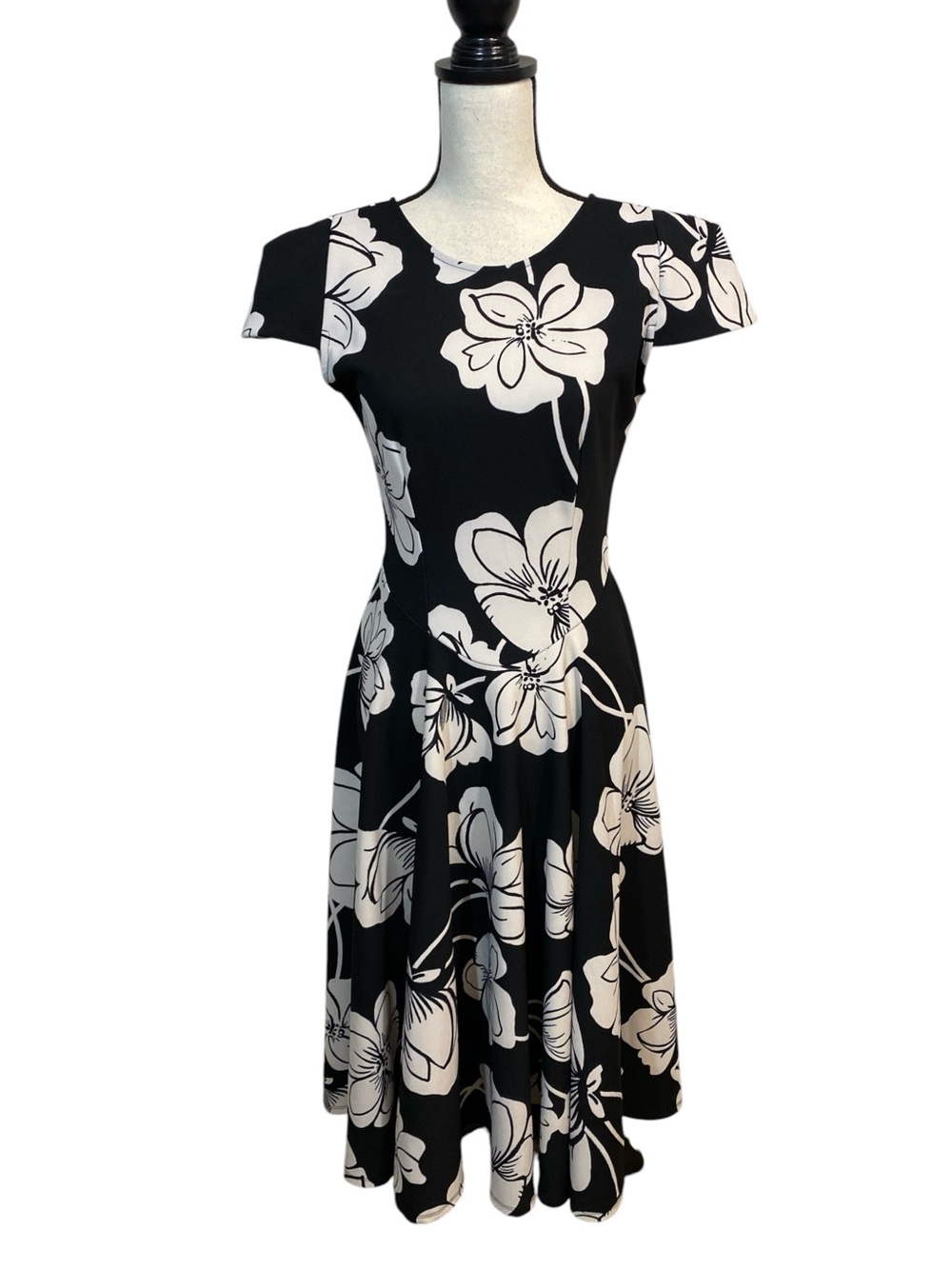 Marc Bouwer Black and Ivory Bold Floral Fit and Flare Dress M
